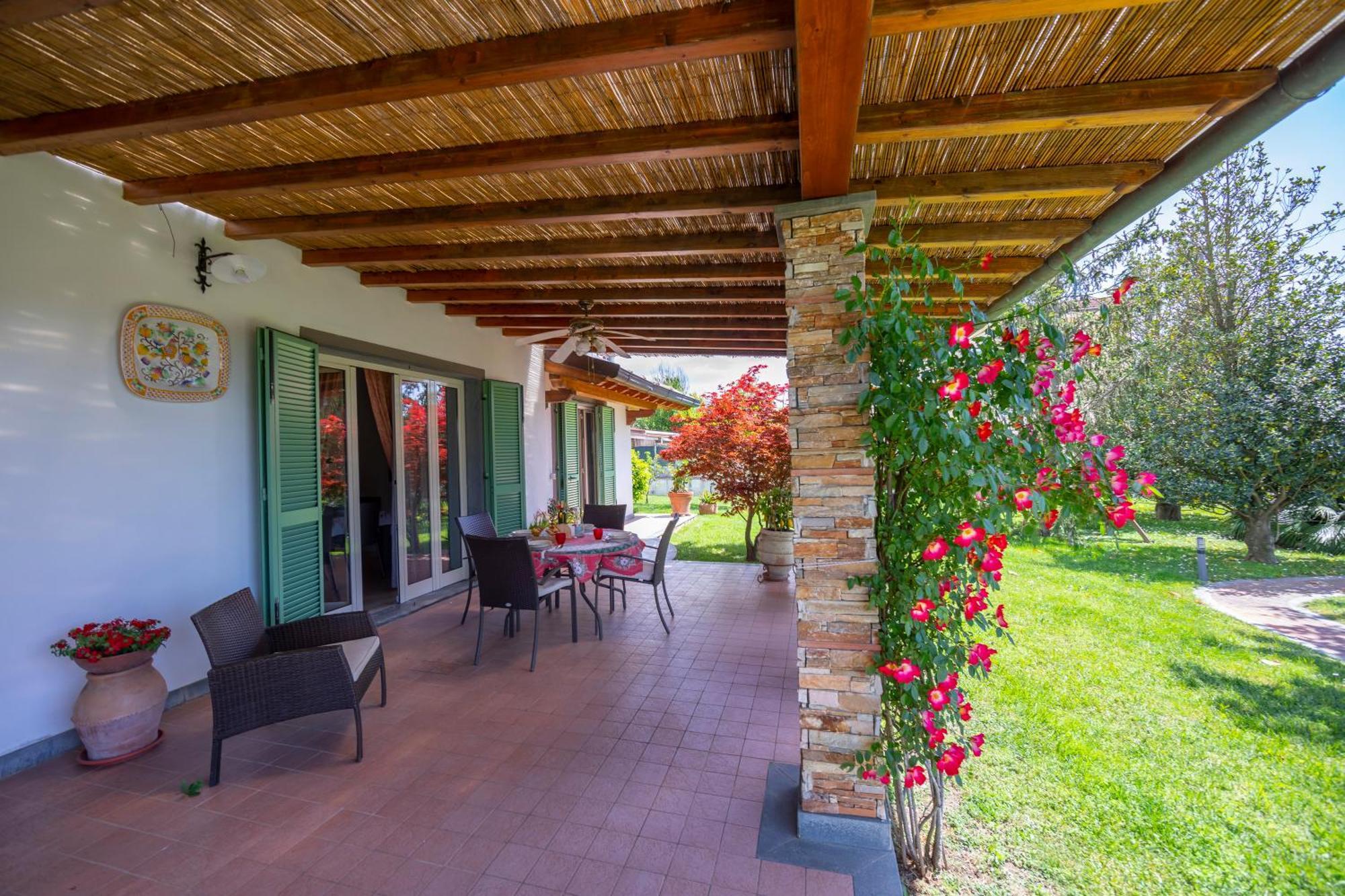 Villa Clara Few Km From The Sea - Happy Rentals Pietrasanta Esterno foto